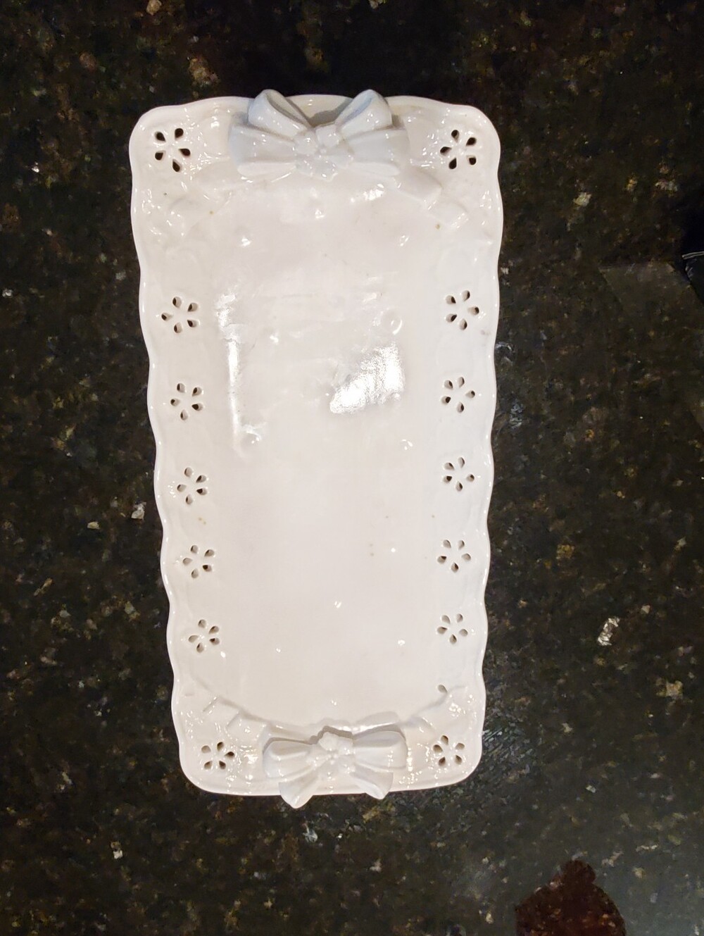 Whiteโ Counter Decor
